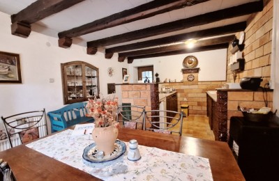Traditional Istrian stone house with a garden, just 1.5 km from the sea, available exclusively through our agency