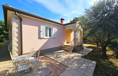 Furnished one-story house in a quiet location near Vrsar