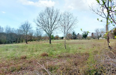 Building land 8 km from Porec