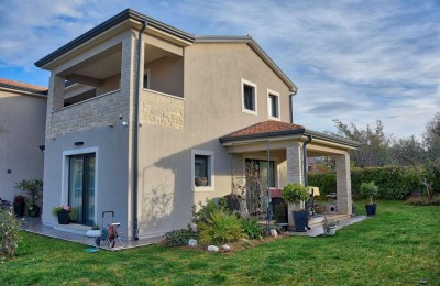 Poreč, beautifully decorated semi-detached house near Poreč with 3 bedrooms