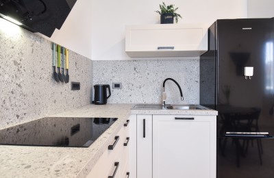 Newly renovated apartment with two bedrooms, only 3 km from the sea