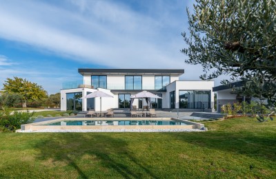Exclusive villa of modern architecture with a view of the sea and nature