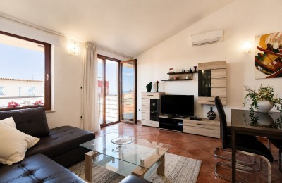 Poreč – attractive apartment in a prime location, just a few minutes’ walk from the sea