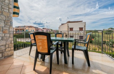 Apartment on the first floor, with a swimming pool and tennis court, 6 km from the center of Poreč