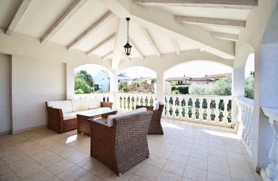 Detached family house near the center of Porec, only 500 m from the sea!