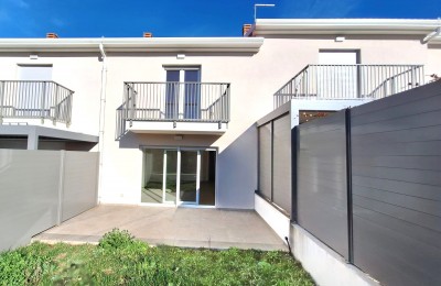 Agency exclusive! New terraced house, just 2 km from the center of Porec and the sea