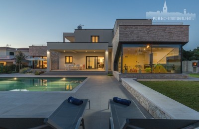 Modern villa with stunning sea view, just 1.5 km from the center of Porec